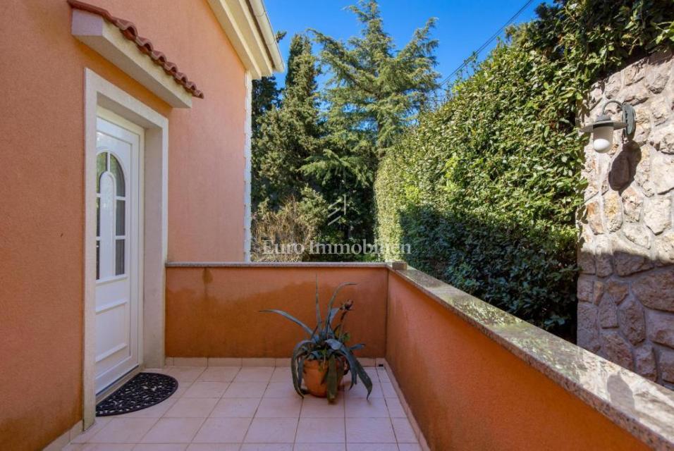 Družinska hiša blizu plaže