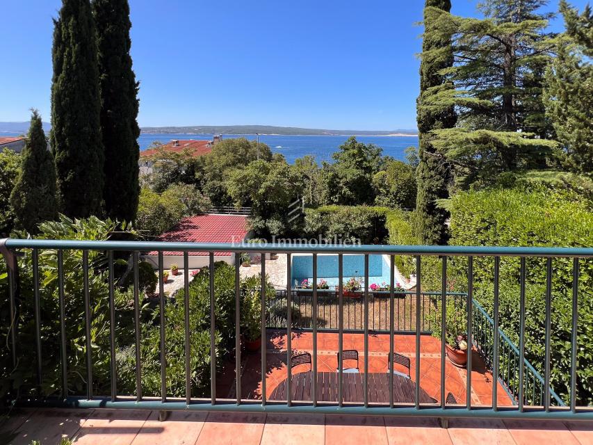 Čudovita Družinska Hiša Pristnega Sloga