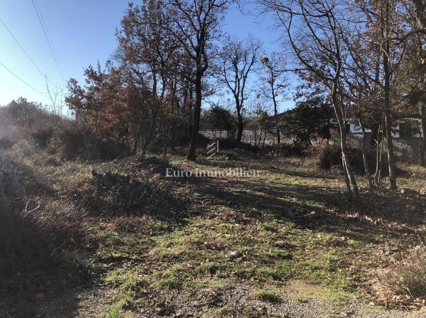 Otok Krk, zazidljivo zemljišče v bližini Malinske