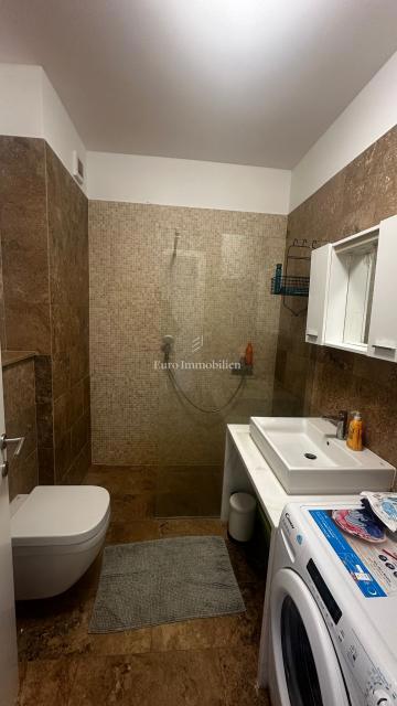 Brodarica, moderno opremljeno stanovanje, 50 m od morja