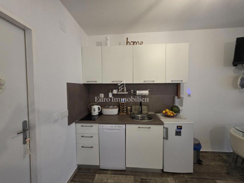 Senj, opremljeno stanovanje v starem mestnem jedru