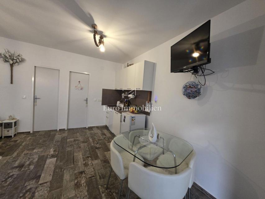 Senj, opremljeno stanovanje v starem mestnem jedru