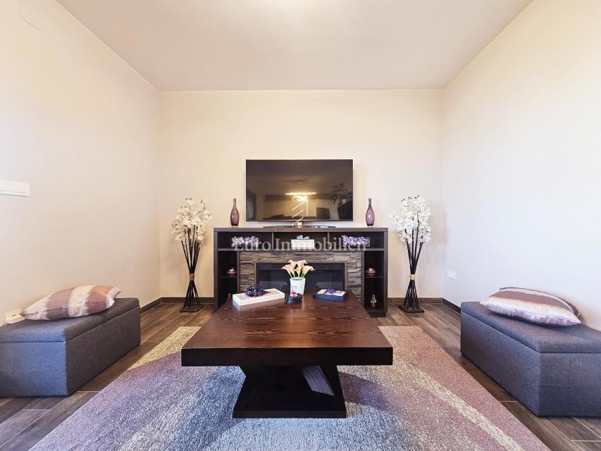 Funkcionalno dvosobno stanovanje z nadkrito teraso