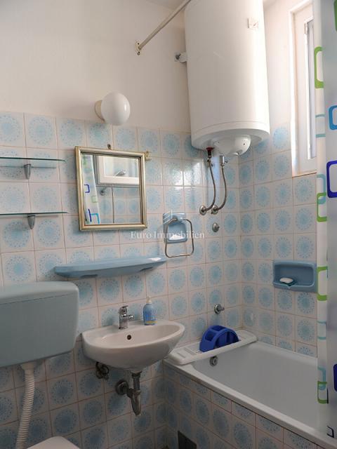 Hiša s čudovitim pogledom na morje blizu plaže