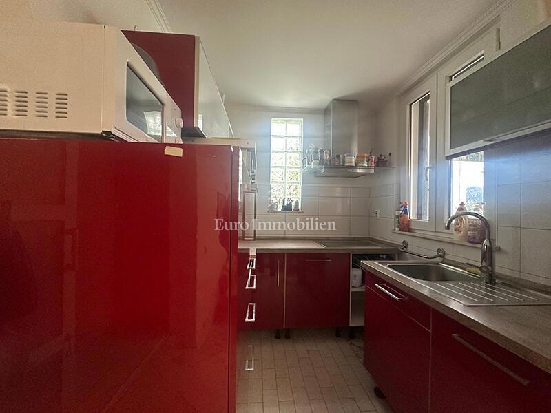 Hiša s čudovitim pogledom na morje blizu plaže