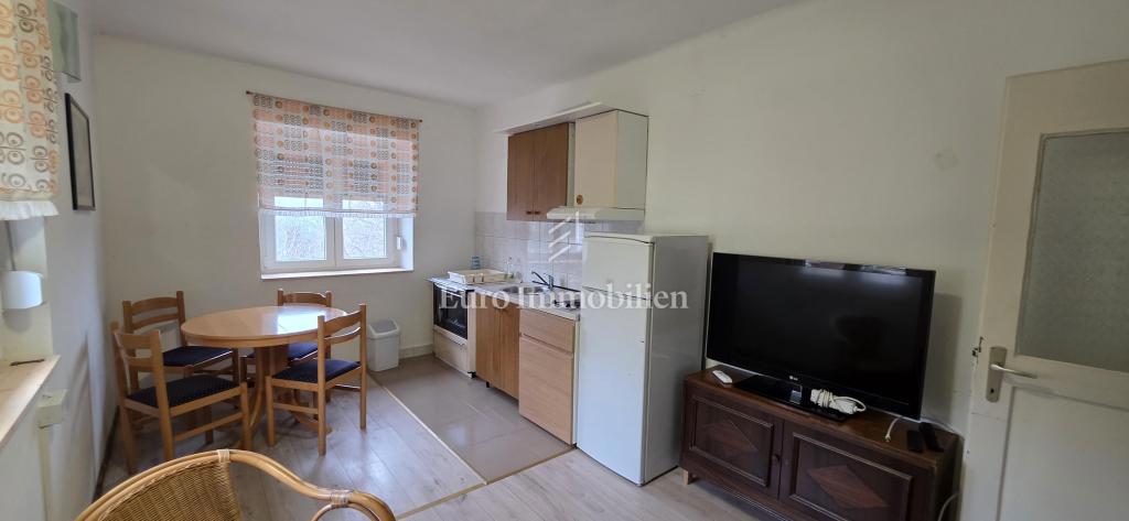 Hiša z investicijskim potencialom | Zaledje Crikvenice