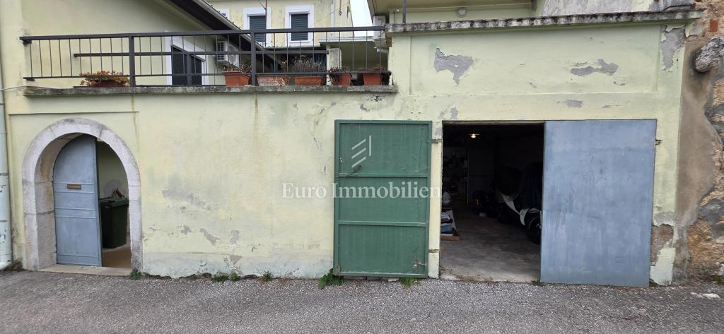 Hiša z investicijskim potencialom | Zaledje Crikvenice