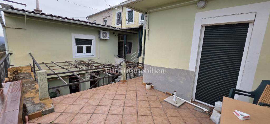 Hiša z investicijskim potencialom | Zaledje Crikvenice