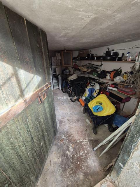 Apartma v bližini plaže, Pirovac