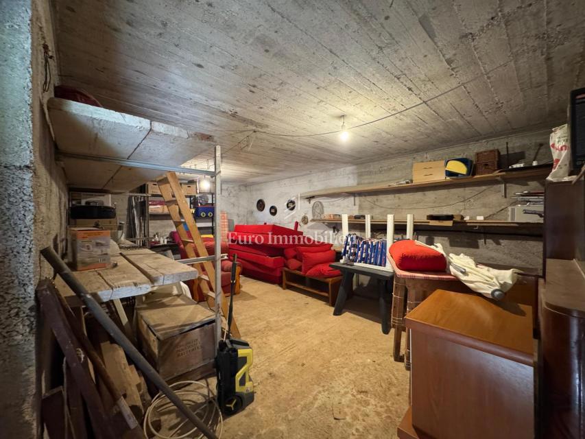 Istra - hiša z vrtom in odprtim pogledom na morje