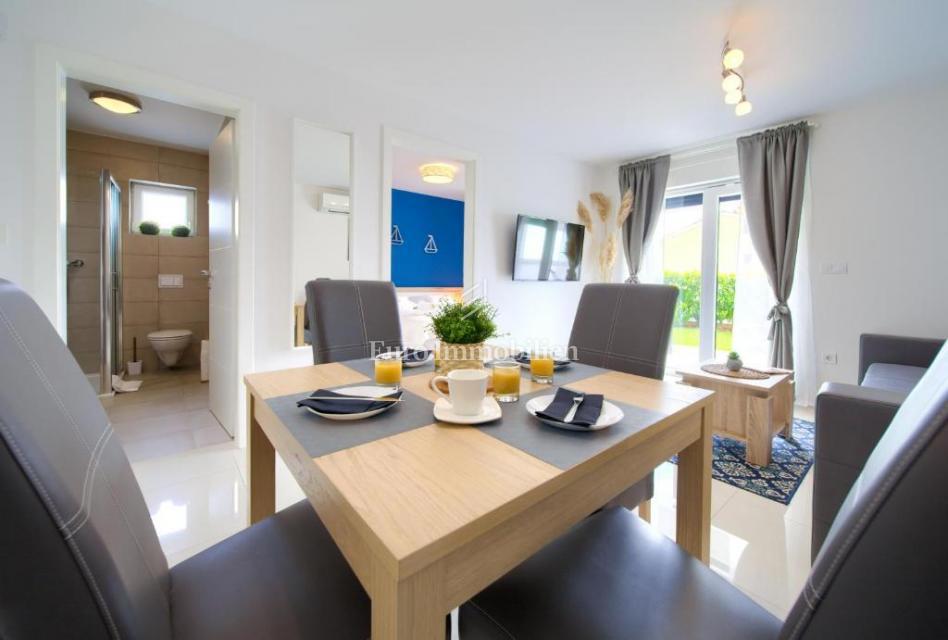 Dva moderna apartmaja na odlični lokaciji blizu morja