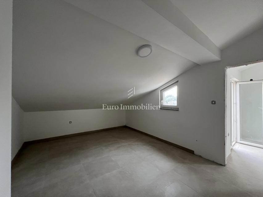 Crikvenica, stanovanje s pogledom na morje