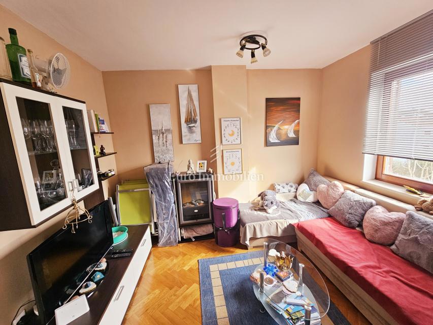 Malinska – stanovanje s pogledom na morje na mirni lokaciji