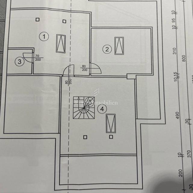 Malinska – stanovanje s pogledom na morje na mirni lokaciji