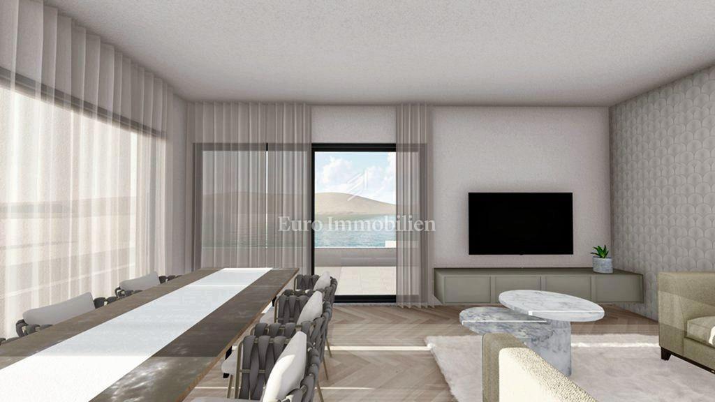 Tisno, luksuzno stanovanje v drugi vrsti do morja