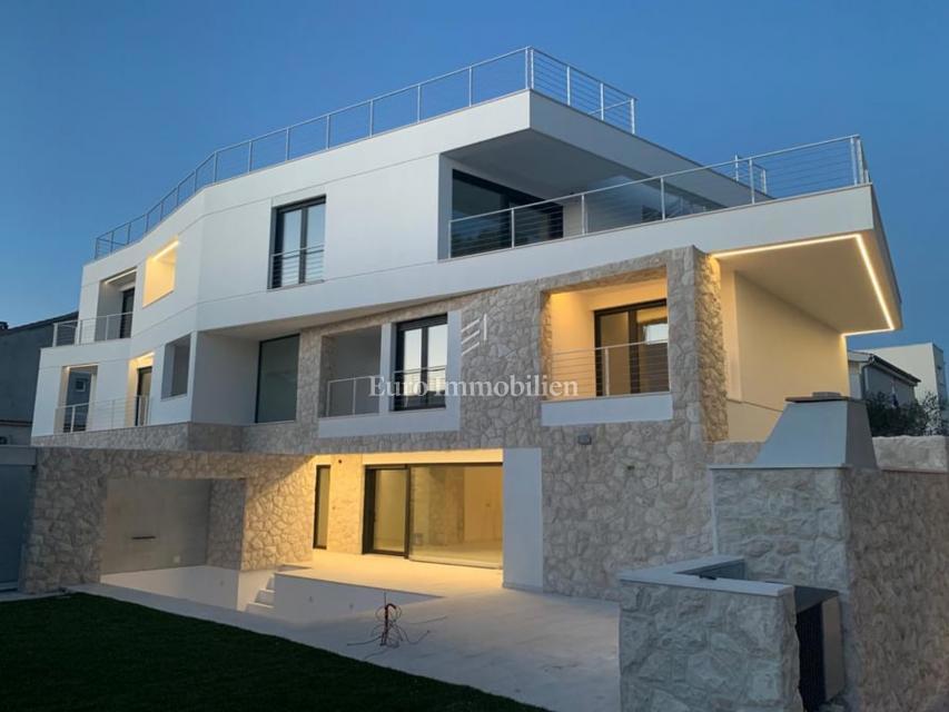 Luksuzni apartmani na mirnoj lokaciji