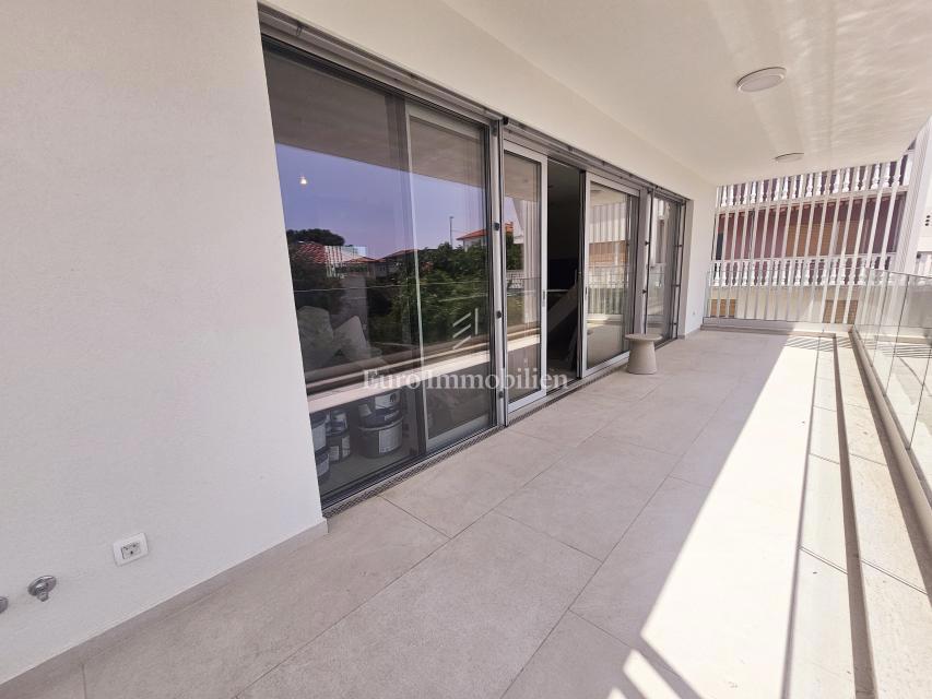 Apartma na odlični lokaciji, novogradnja, mesto Krk