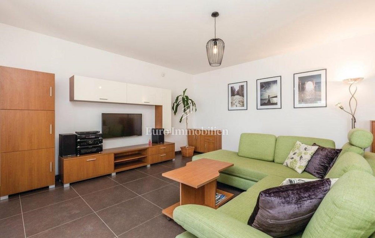 Prekrasna villa za odmor s pogledom na more, u okolici Opatije!