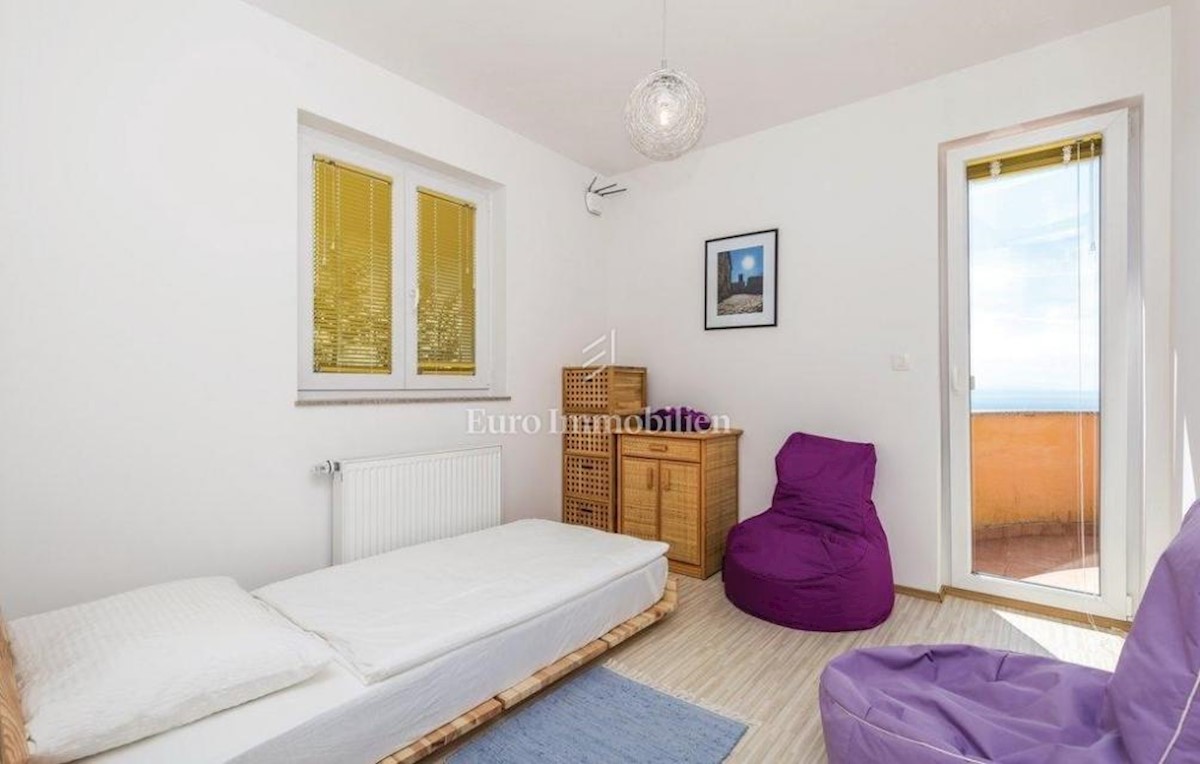 Prekrasna villa za odmor s pogledom na more, u okolici Opatije!