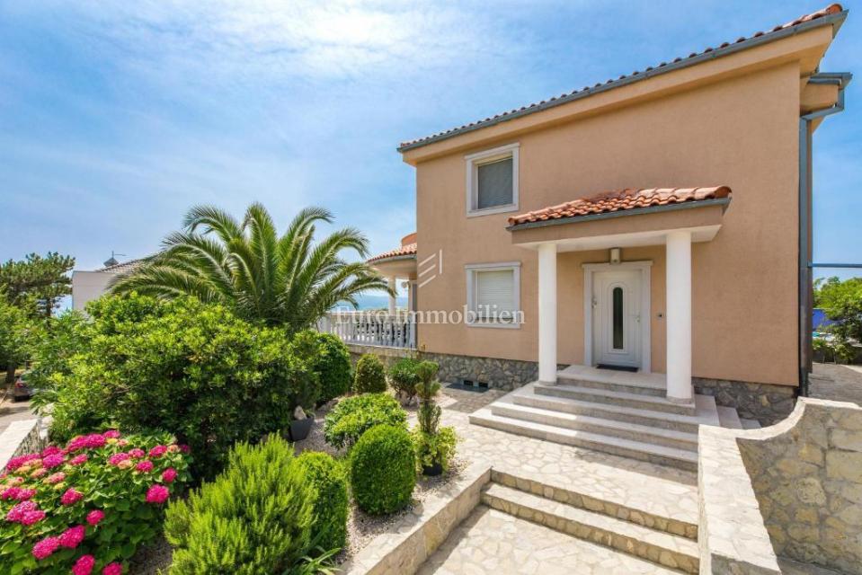 Crikvenica, vila z bazenom in pogledom na morje!