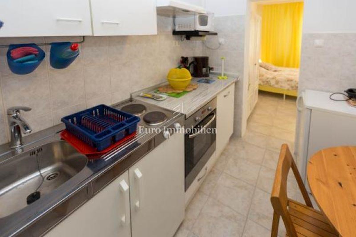 Kuća s bazenom prvi red do mora, Mali Lošinj