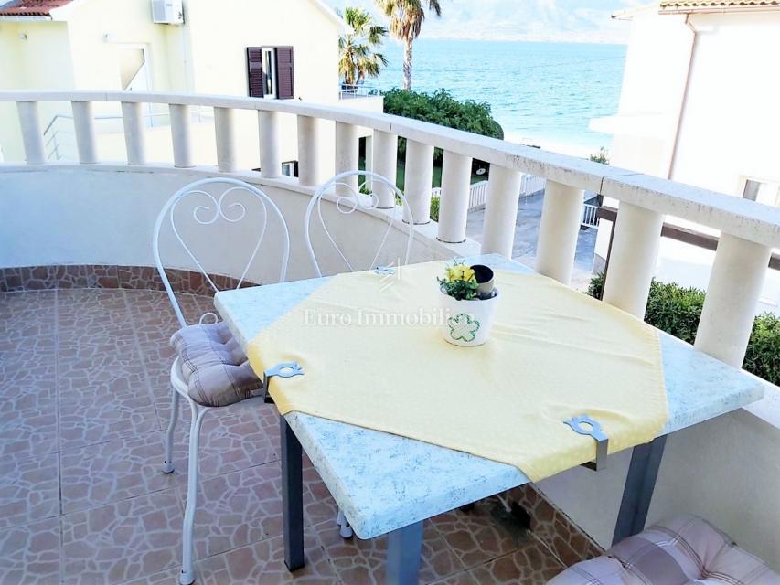 Čiovo - apartmajska vila na mirni lokaciji