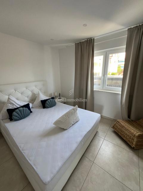 Bibinje - apartmaji v prvi vrsti do morja