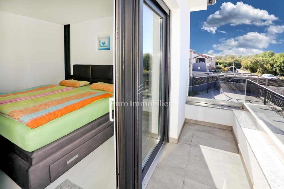 Moderna vila s pogledom na morje - Malinska