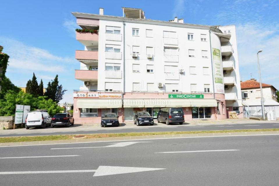 Apartma z dvigalom in pogledom na morje - Relja