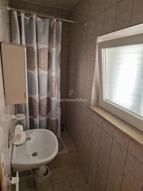 Vir, apartmajska hiša prva vrsta do morja