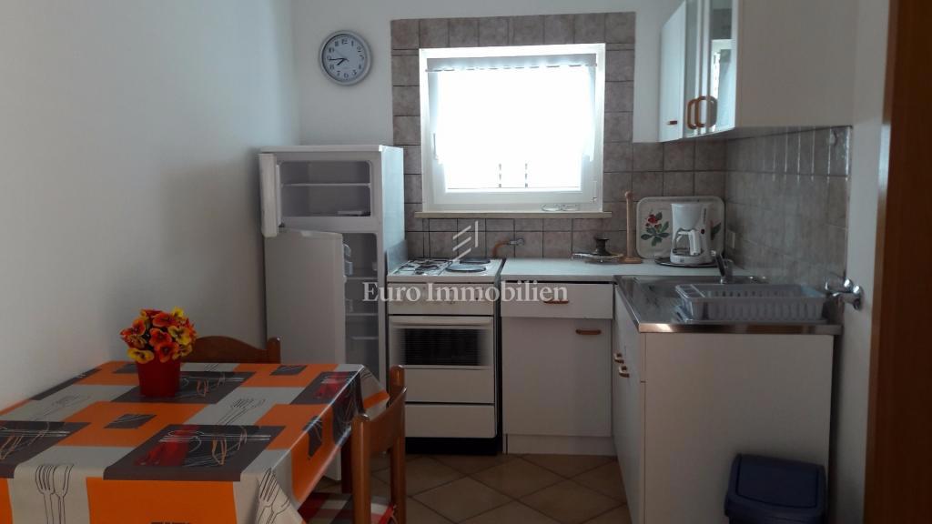 Vir, apartmajska hiša prva vrsta do morja