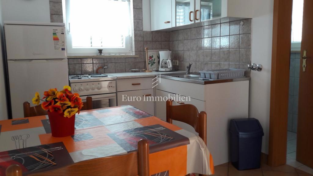 Vir, apartmajska hiša prva vrsta do morja
