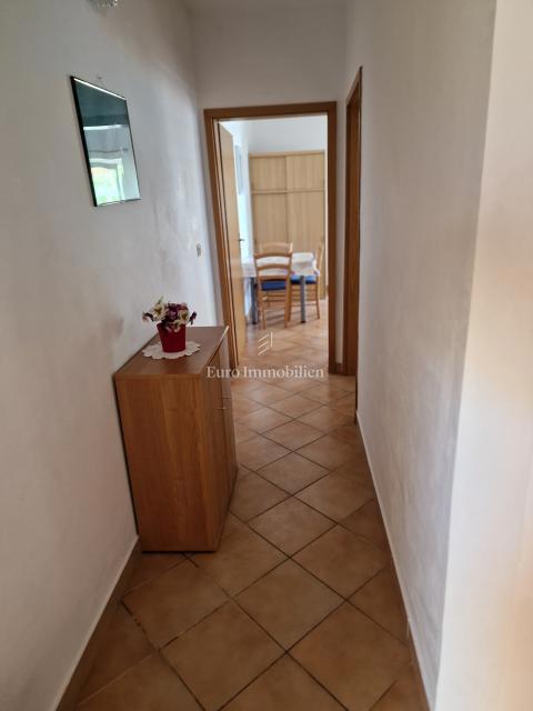 Vir, apartmajska hiša prva vrsta do morja
