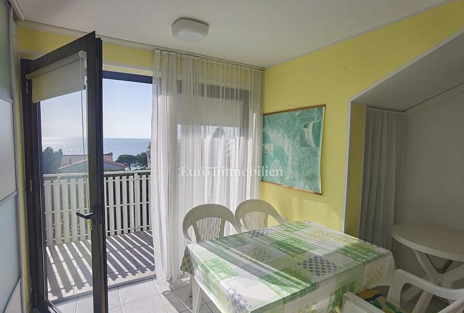 Novalja - apartma s pogledom na morje v bližini plaže