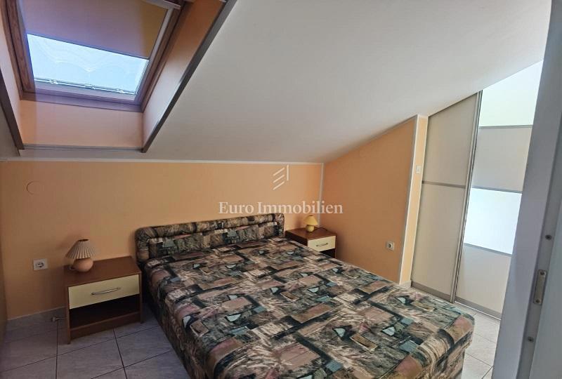 Novalja - apartma s pogledom na morje v bližini plaže