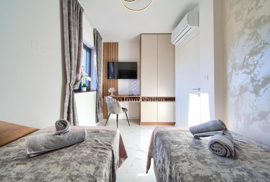Penthouse v Malinski s pogledom na morje