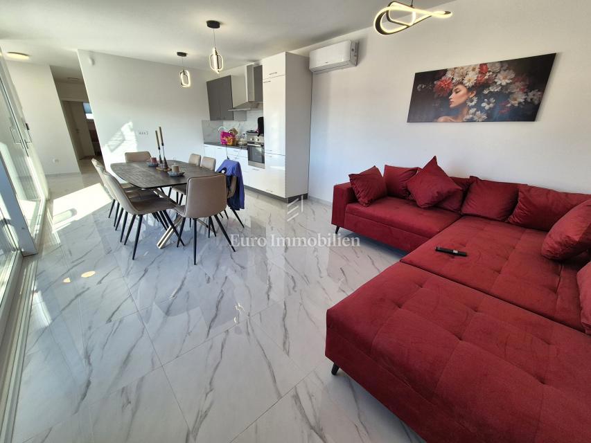 Nova hiša dvojček s pogledom na morje - otok Krk