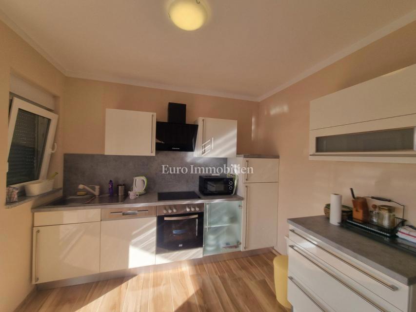 Crikvenica - apartma v novi stavbi, blizu morja
