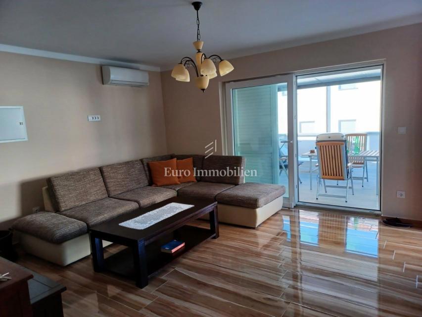 Crikvenica - apartma v novi stavbi, blizu morja