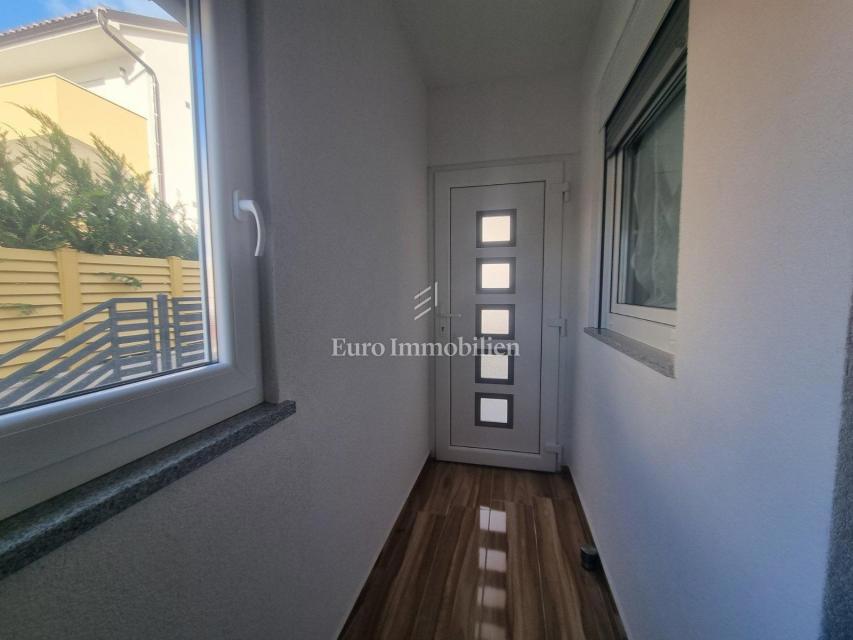 Crikvenica - apartma v novi stavbi, blizu morja