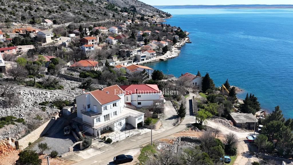 Barić Draga - hiža v bližini mora