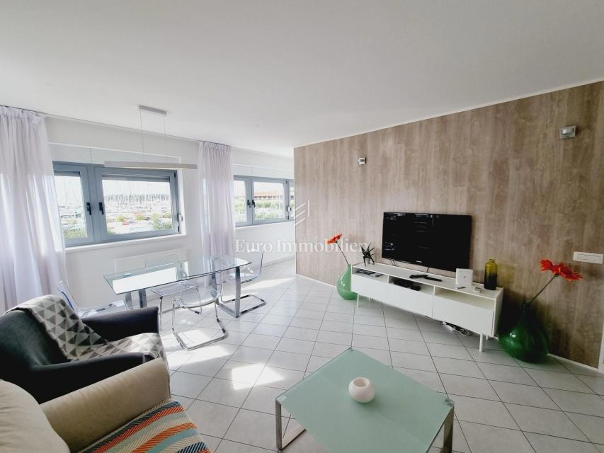 Novigrad, Istra - stanovanje 50m od morja