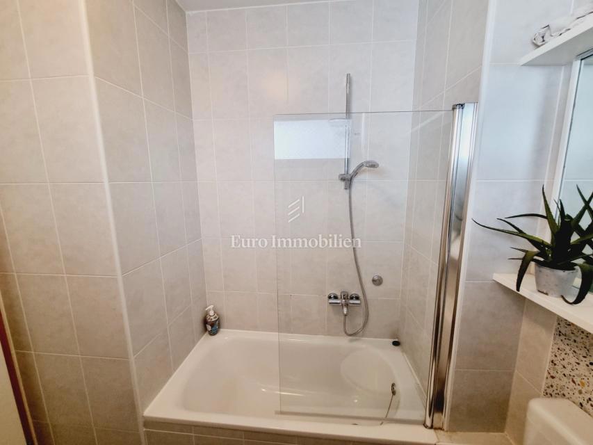 Novigrad, Istra - stanovanje 50m od morja