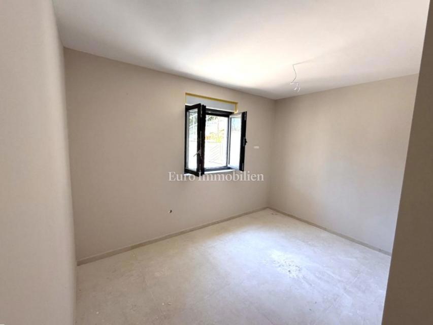Rogoznica - apartma na odlični lokaciji blizu morja