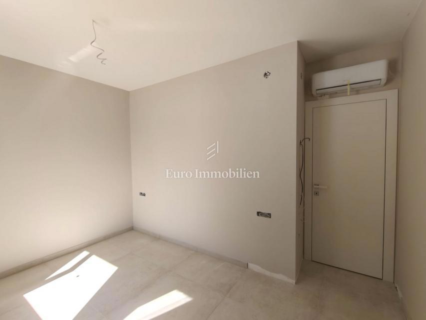 Rogoznica - apartma na odlični lokaciji blizu morja