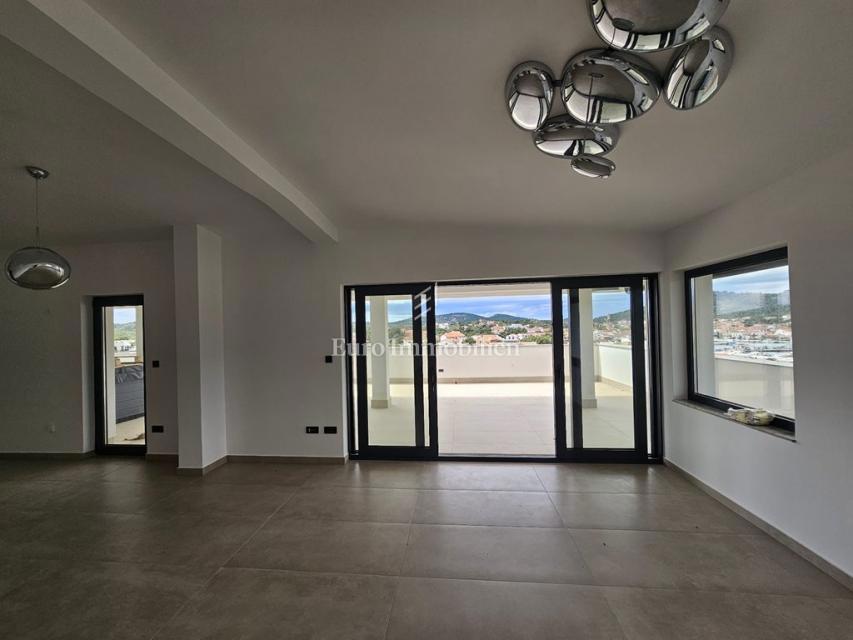 Jezera - penthouse s pogledom na morje