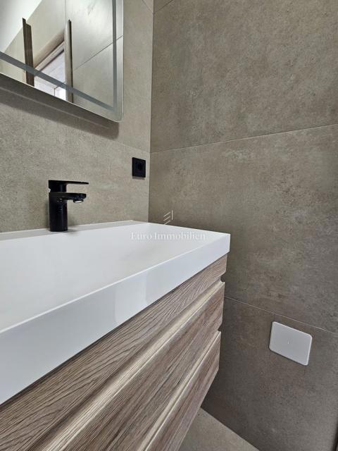 Jezera - penthouse s pogledom na morje