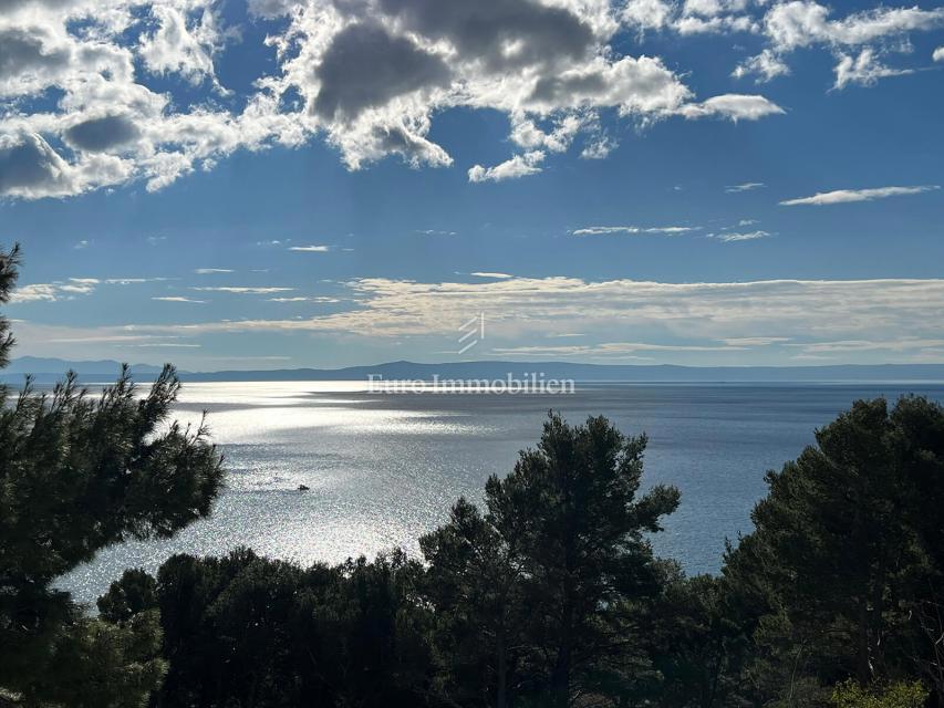 Baška Voda - vila z bazenom v bližini plaže