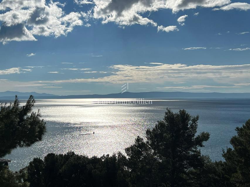 Baška Voda - vila z bazenom v bližini plaže