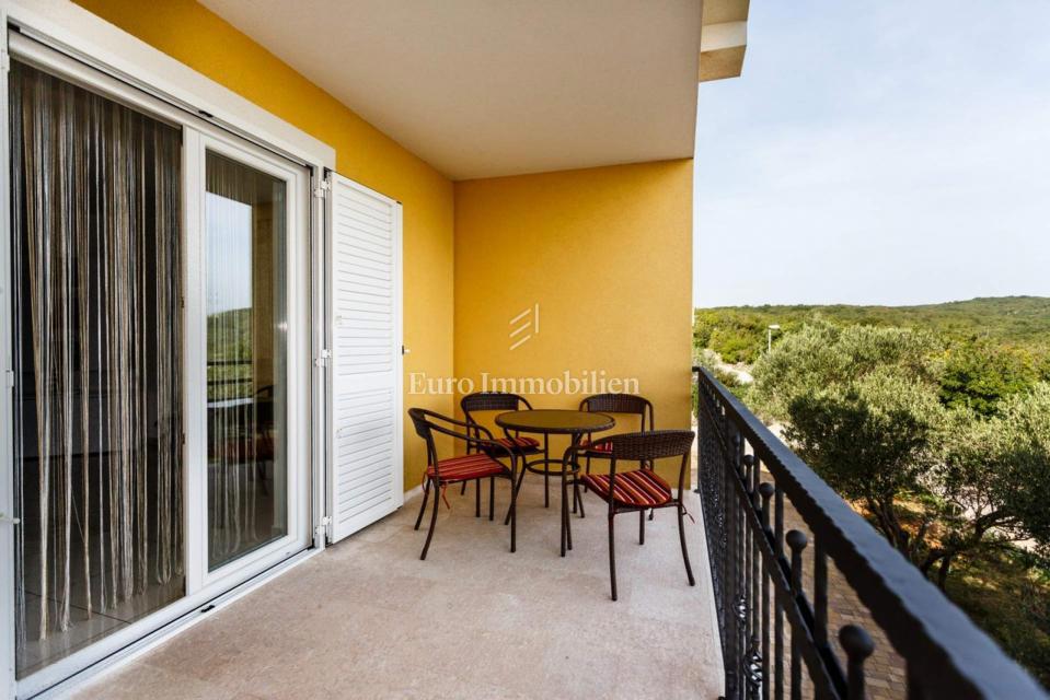 Apartma z odprtim pogledom na morje v Vrbniku